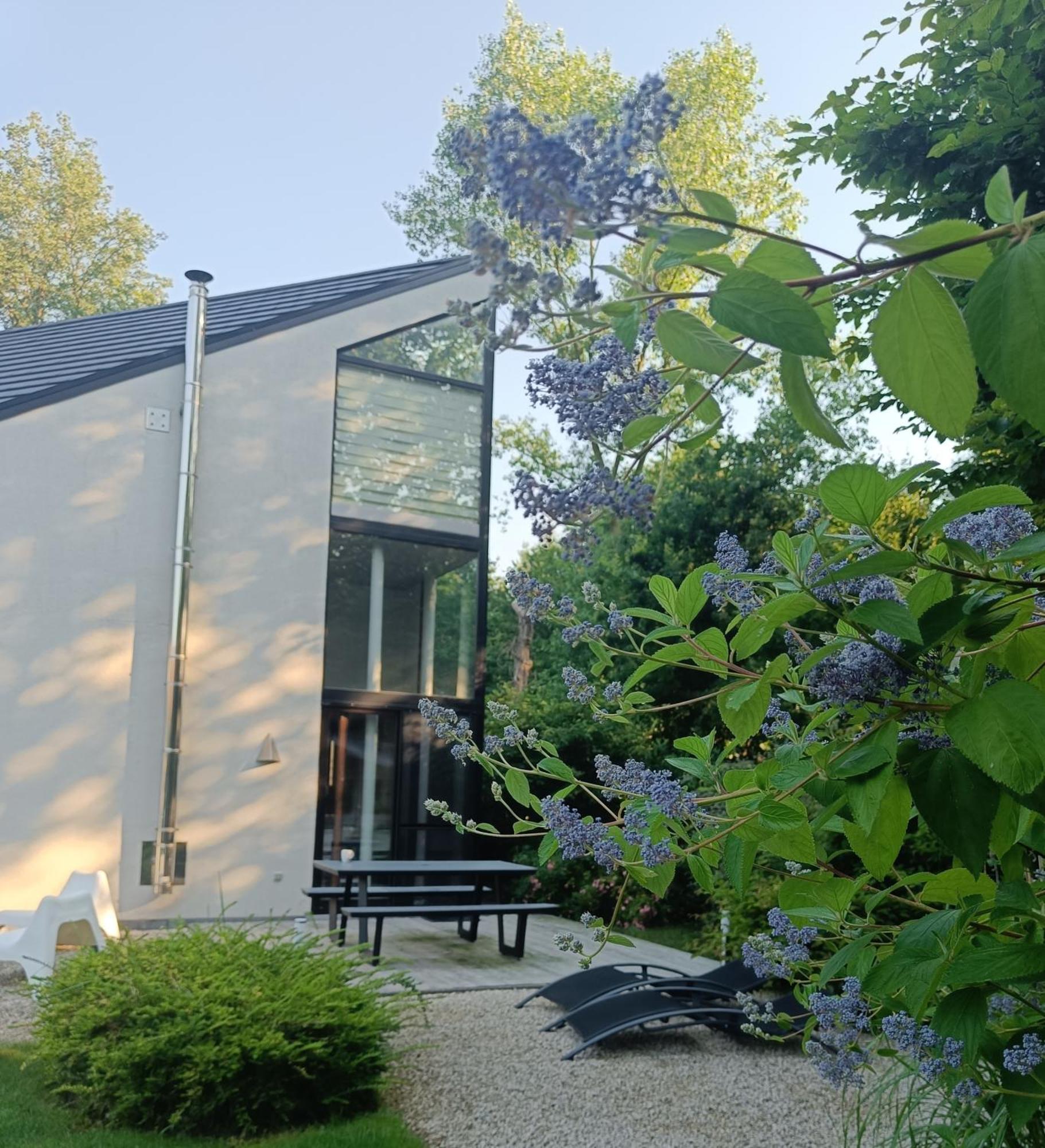 B6 Villa Ursel Exterior photo